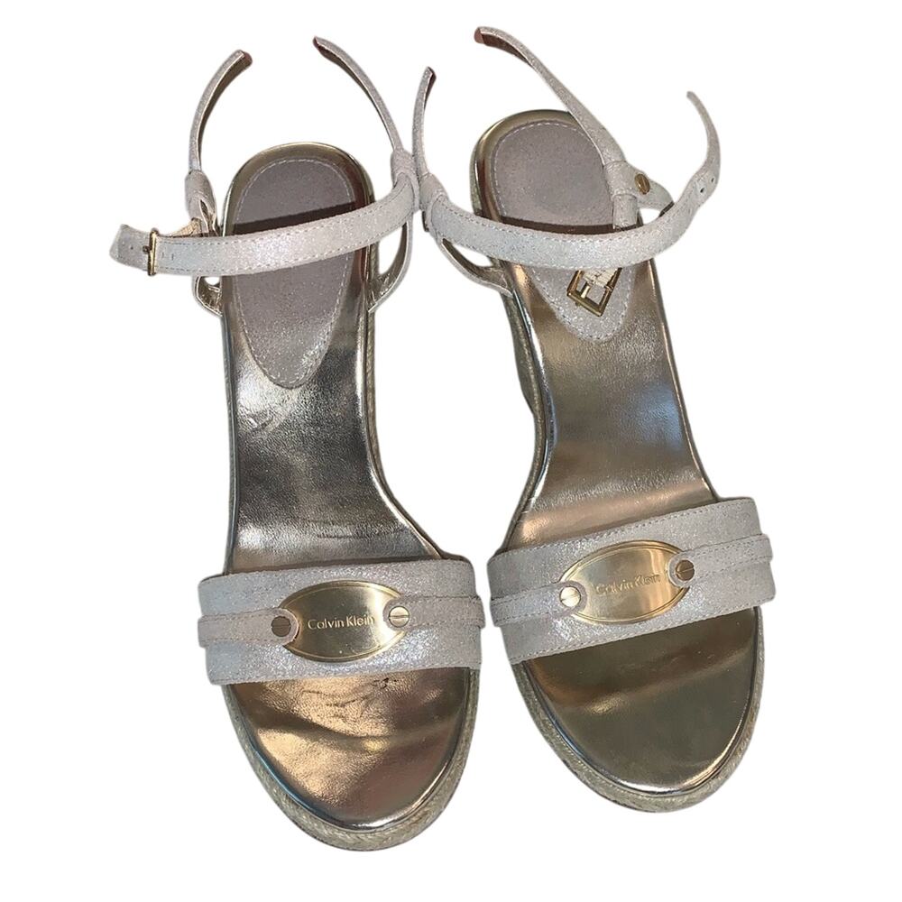 EUC Calvin Klein silvery gold metallic espadrille wedges Size 8.5